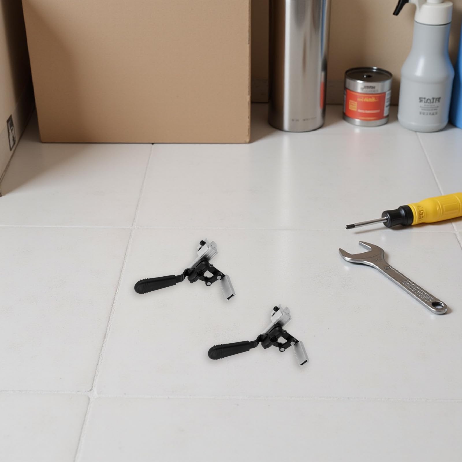 IMIKEYA 2 frenos para silla de ruedas: manijas de freno autoblocantes de aleación de aluminio y plástico para silla de ruedas eléctrica, para tubos de 22 mm - Piezas de repuesto para de transporte