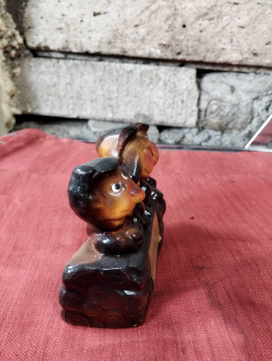 置物　猿　陶器　貯金箱　昭和レトロ　赤い猿　かわいい　さる 置物 猿 陶器 貯金箱 昭和レトロ 赤い猿 かわいい さる