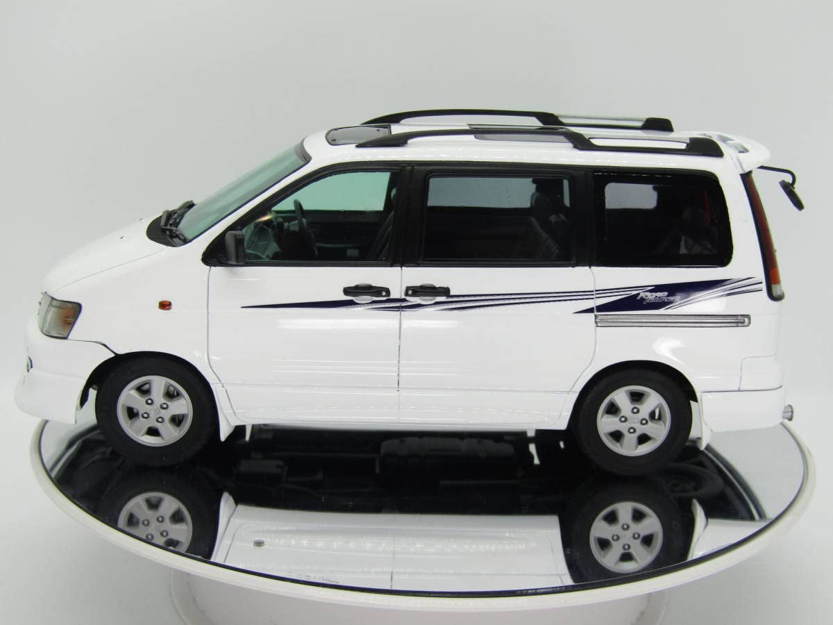 プラモデル完成品　アオシマ1/24 タウンエースノア　バン仕様 アオシマ 1/24 タウンエースノア プラモデル車 フジミ タミヤ