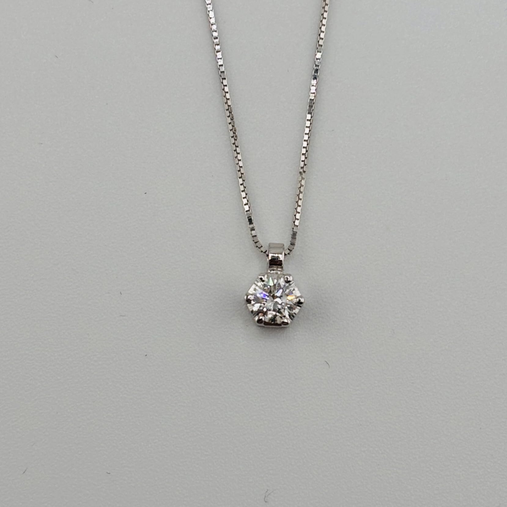 Collana catenina con ciondolo Punto Luce sei griffe Diamante taglio brillante 0,30 ct gioiello elegante da donna sposa matrimonio