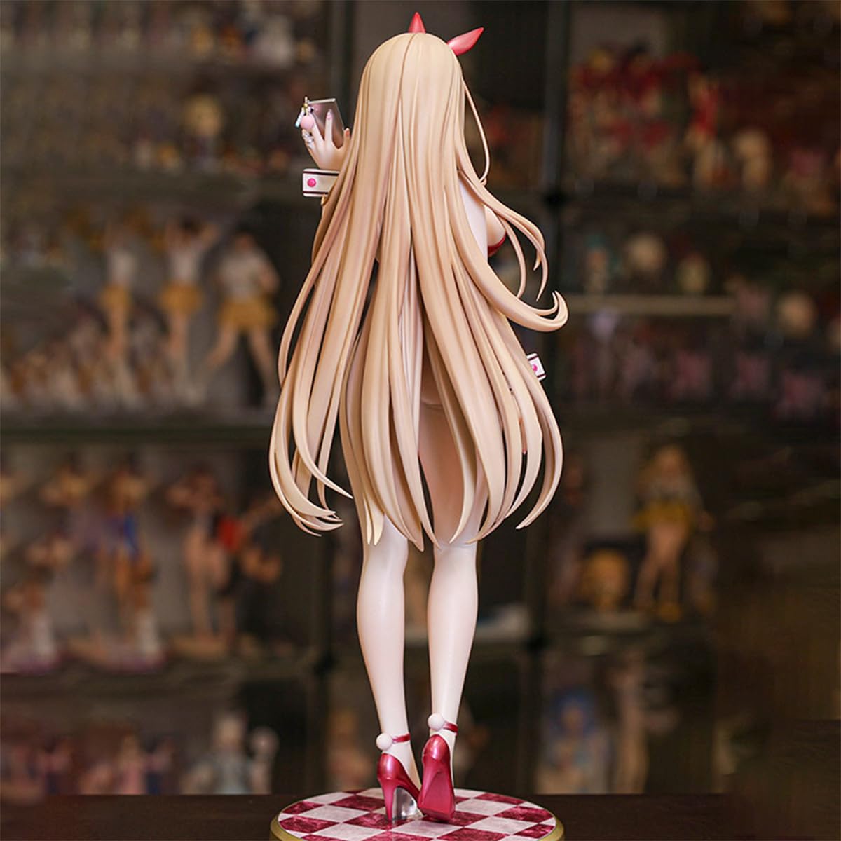 Amazon.co.jp: RZAHUAHU 勝利の女神:NIKKE バイパー バニーガール 1/7