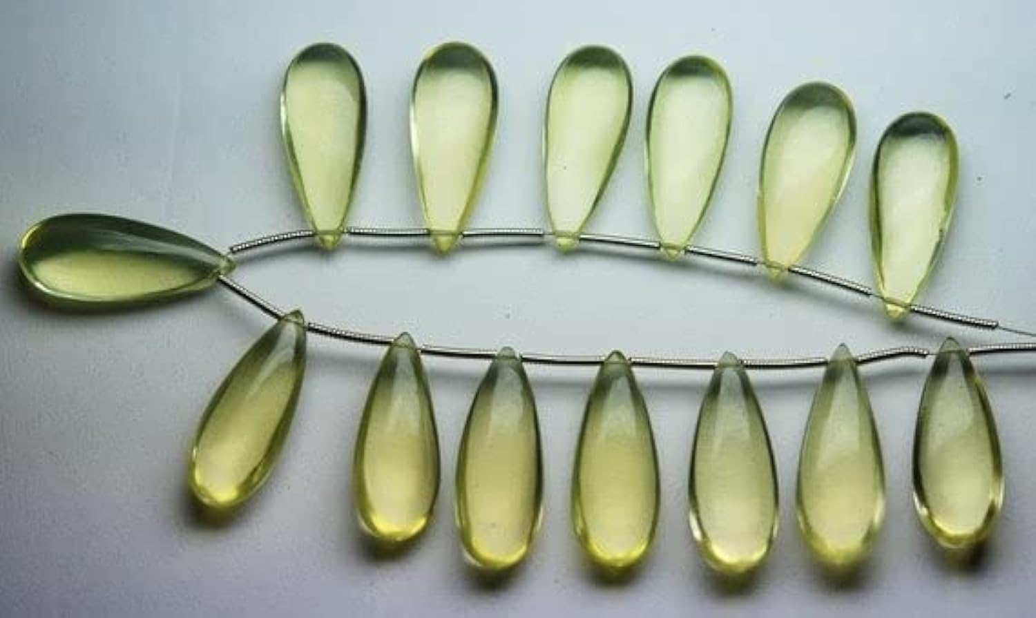 Quartz citron naturel en briolettes poire de 10x25mm pour bijoux haut de gamme