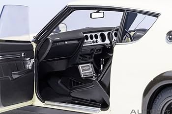 Amazon.co.jp: オートアート (AUTOart) 1/18 日産 スカイライン 2000GT