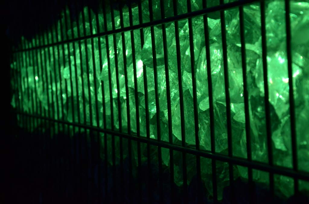 LED Beleuchtung Für Gabionen – 50 Cm RGB Mit Fernbedienung, Wasserdicht, 230V Anschluss, Für Steinzäune