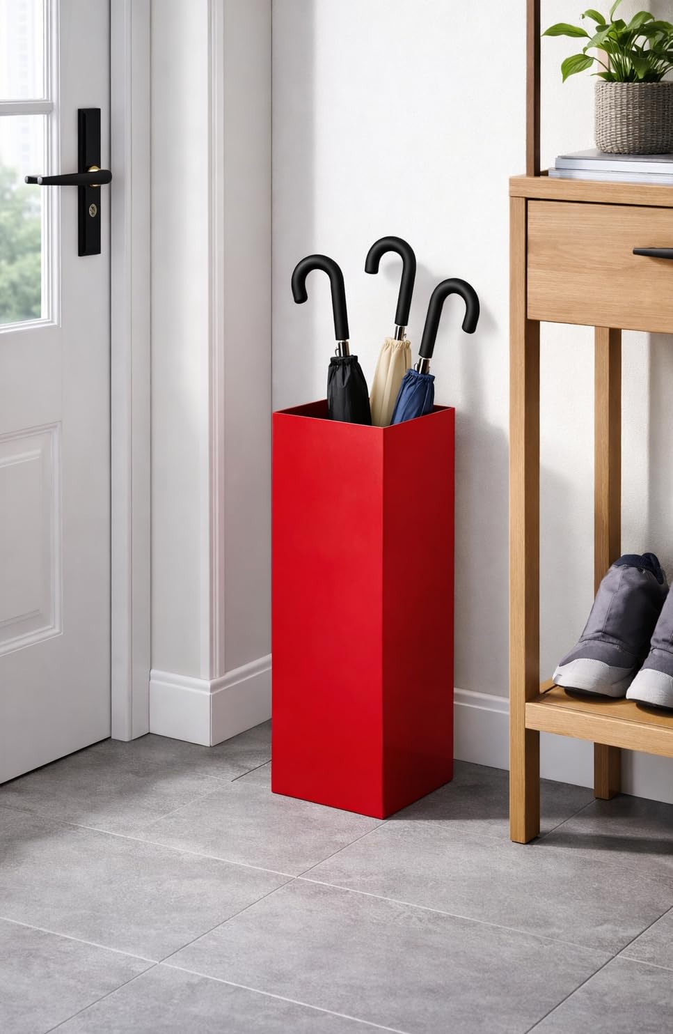 Schirmständer rot mit modernem Design aus Metall für Heim und Büro, Design-Ständer, 2 Haken, 2x Wasserauffangschale herausnehmbar, 15,5x15,5x49cm, quadratisch, Regenschirmständer