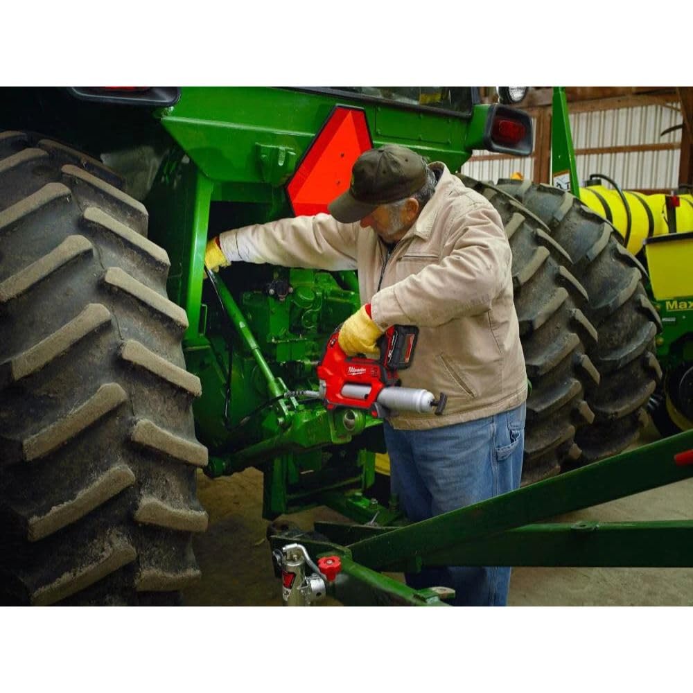 Milwaukee Electric Tool 2646-21CT M18 Grease Gun Kit