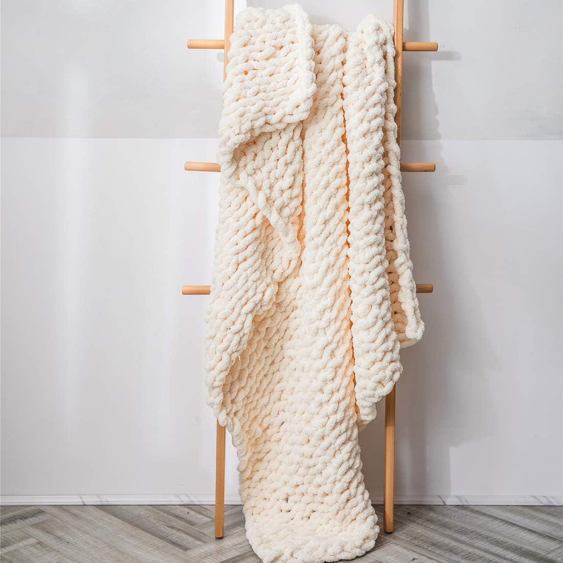 vctops Boho Chenille Chunky Knit Throw Blanket Super Soft Warm Cozy Hand Knit Blankets for Couch Bed Sofa Chair (Camel Grey,31"x39")