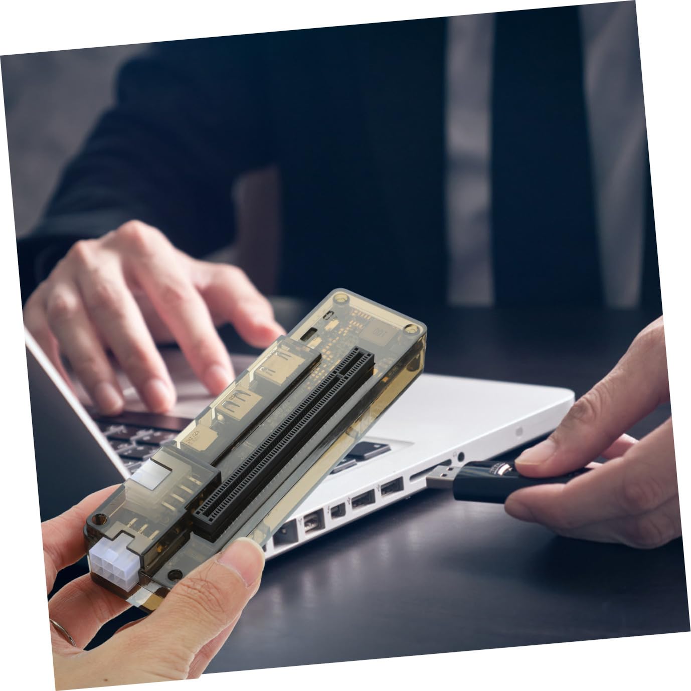 Veemoon Docking Station Esterna per Schede Grafiche per Laptop Adattatore Portatile per Compatibile con Schede Grafiche E Facile Usare Installazione Driver