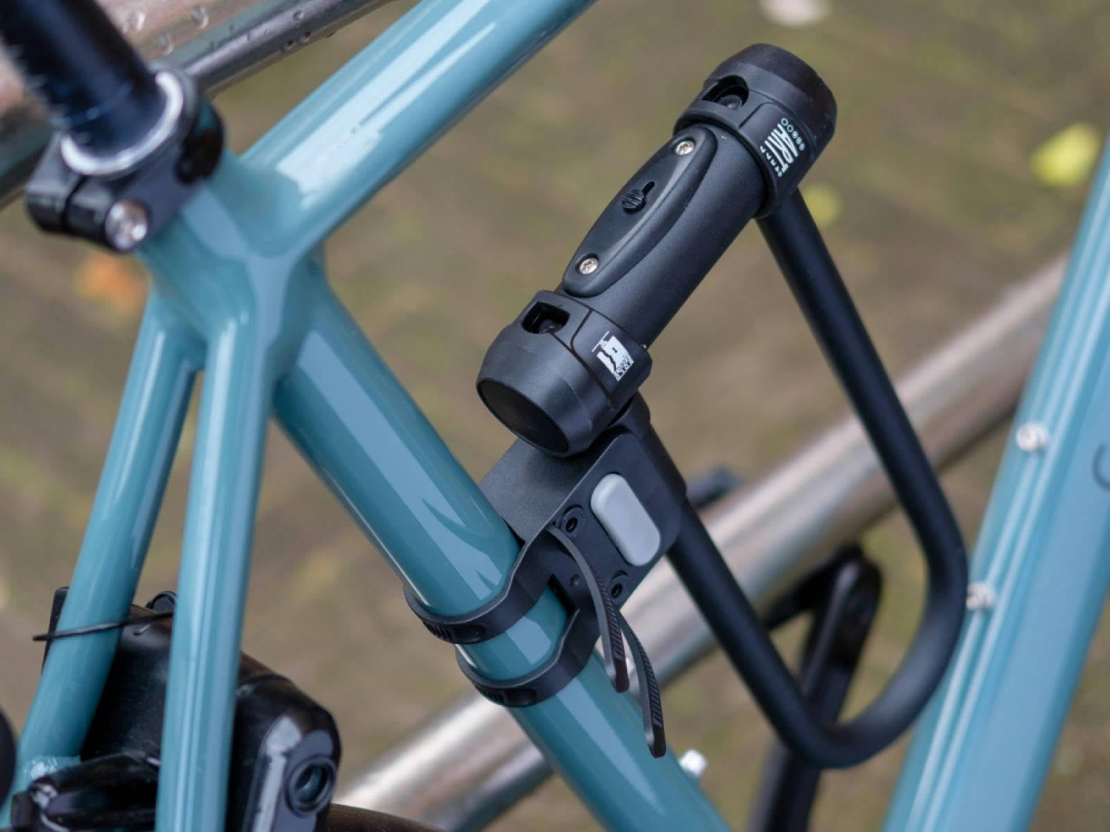 BBB Cycling BBL-78 Cyclelock U ART3 / Venduto Secure Gold, Nero, 141 mm x 295 mm