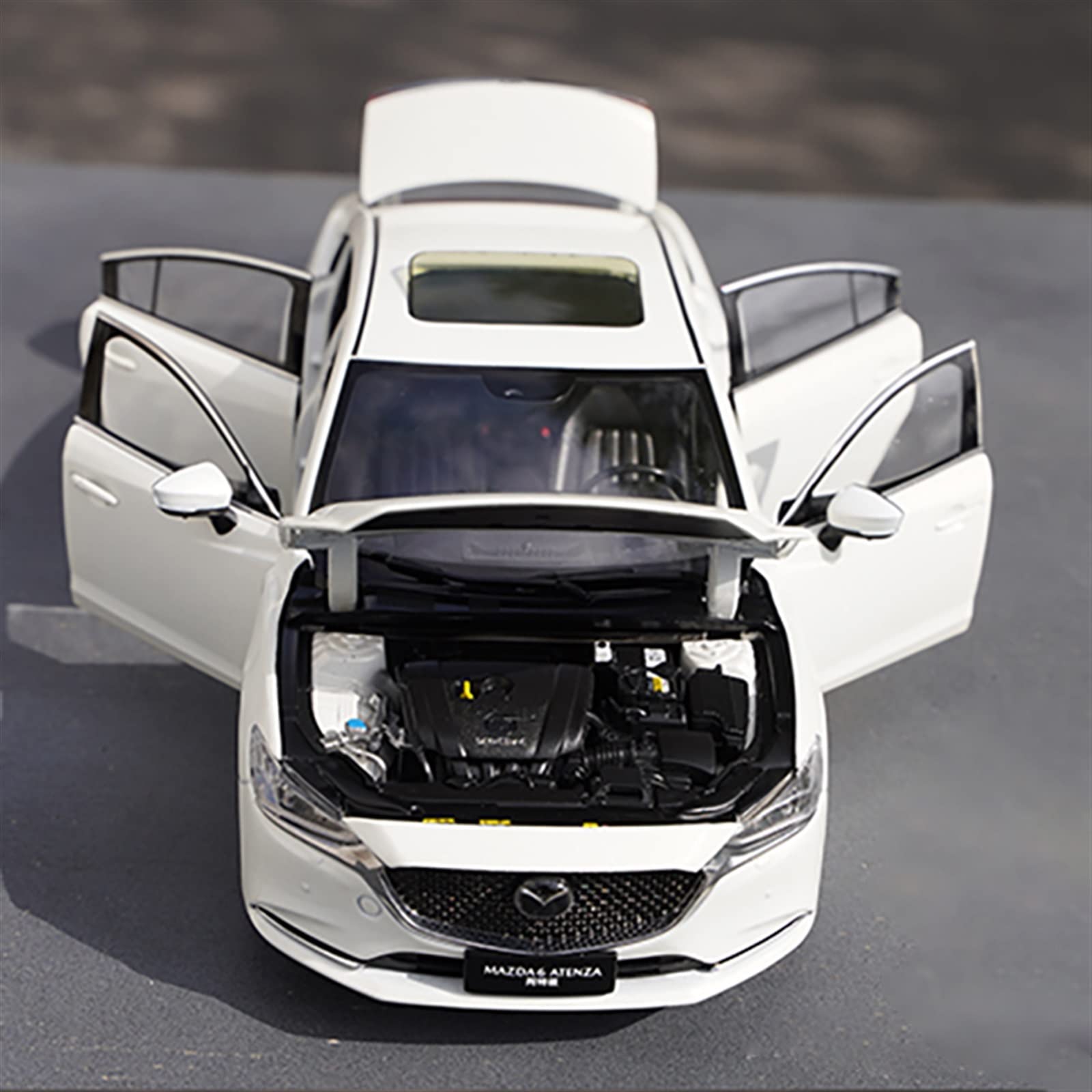 Amazon | 車のモデル 1/18 マツダアテンザ 2019 クラシックセダン