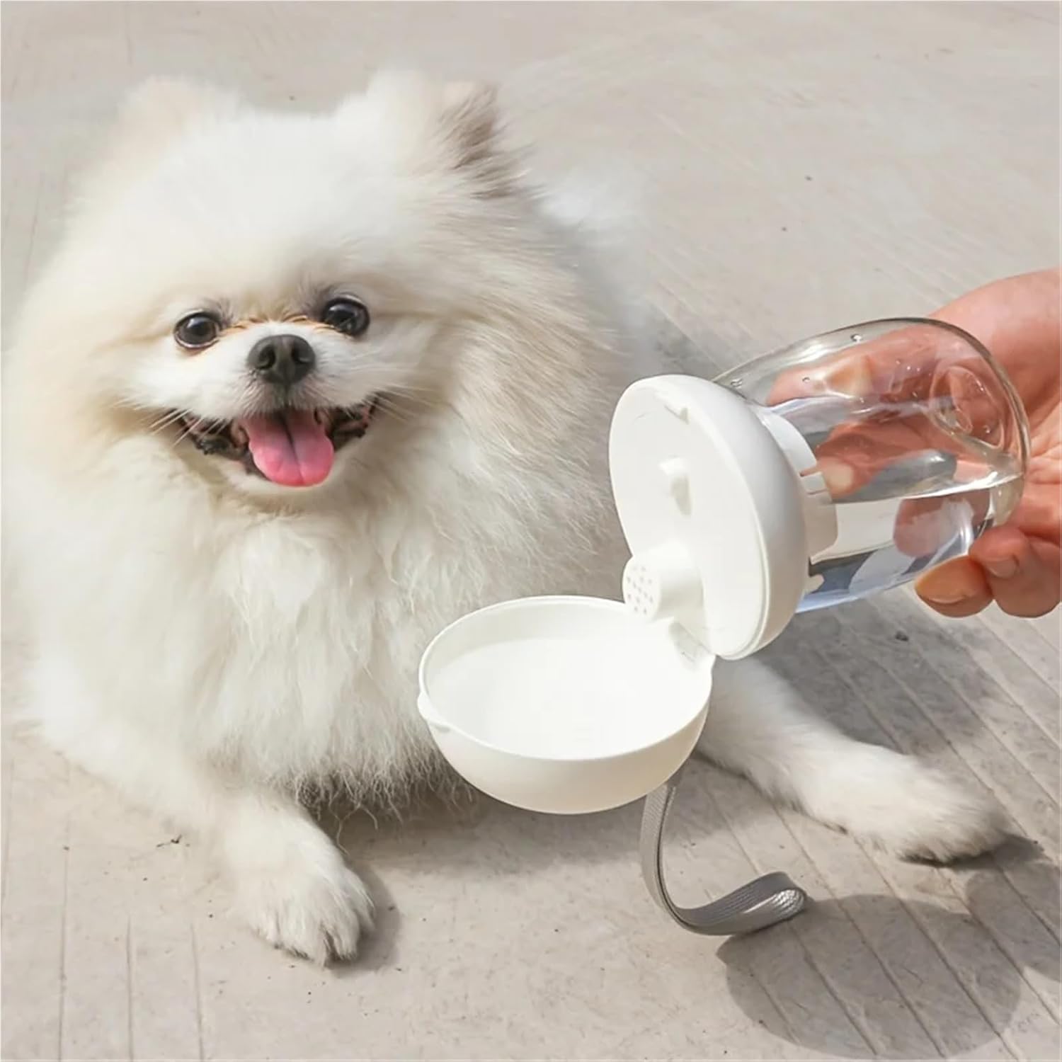 Foldable Pet Drinking Bottle Outdoor Portable Cat Puppy Pet Water Feeder Heat Resistant Water Dispenser for Dog Pet Supplies(Yellow,550ml)