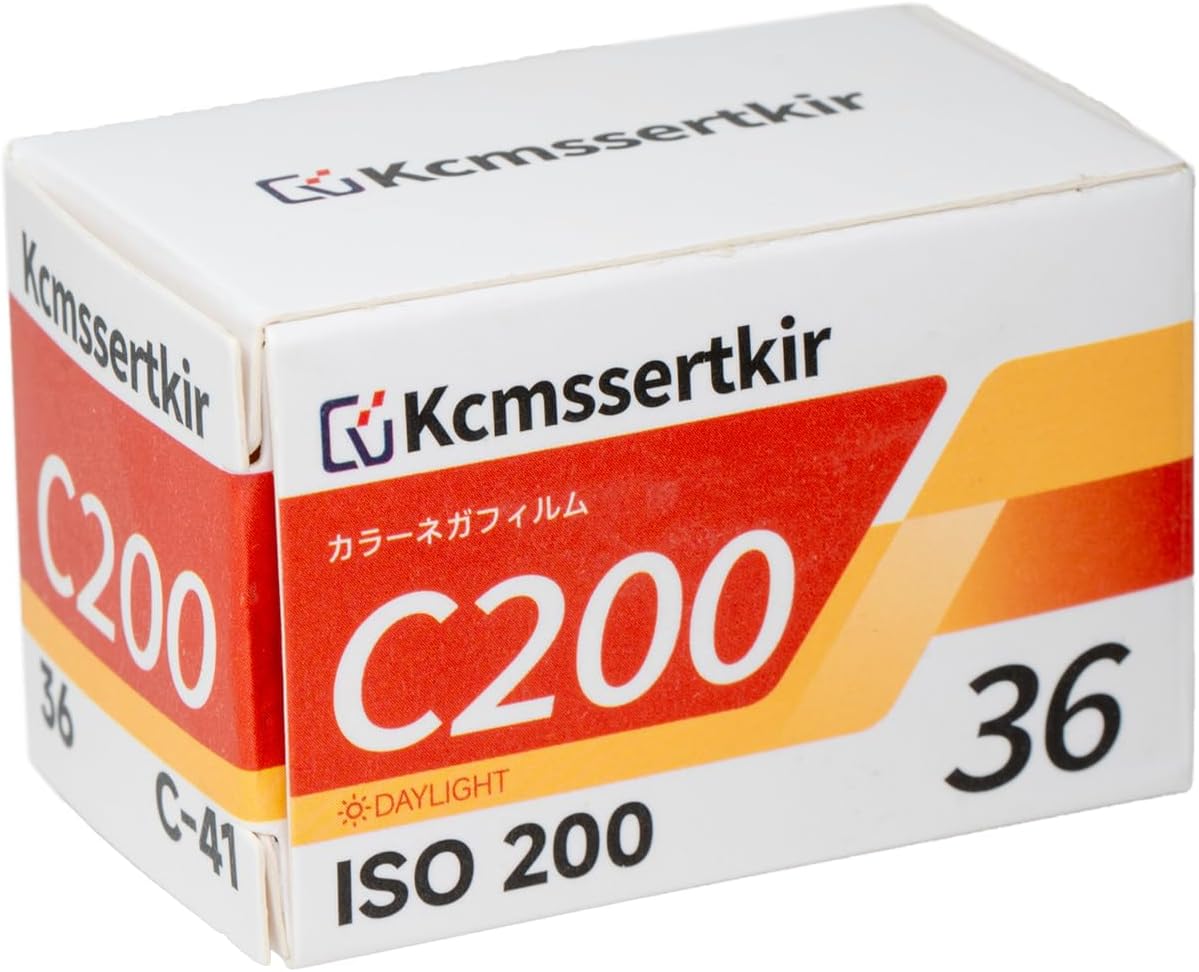 C200 Color Negative Film, ISO 200, 35mm 135 Format, 36 Exposures, Daylight Balanced, C-41 Process, for Analog Film Cameras