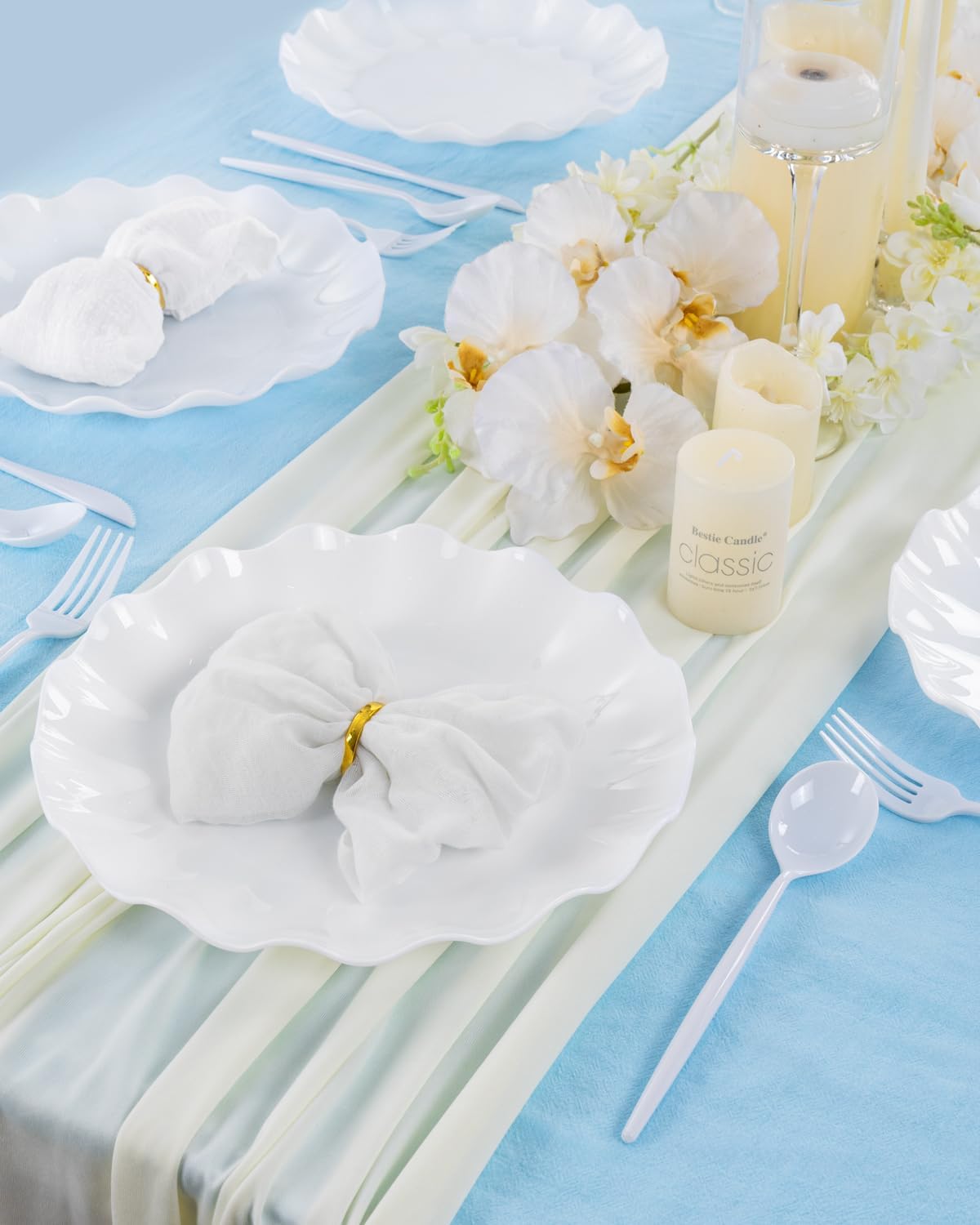 LIYH 20 Pcs Scalloped Plastic Plates Reusable 10 In - White Scalloped Plastic Dinner Plates Camping Unbreakable Outside Plate Dishwasher Safe for Wedding Valentine Party Birthday Picnic - BPA Free - Image 2