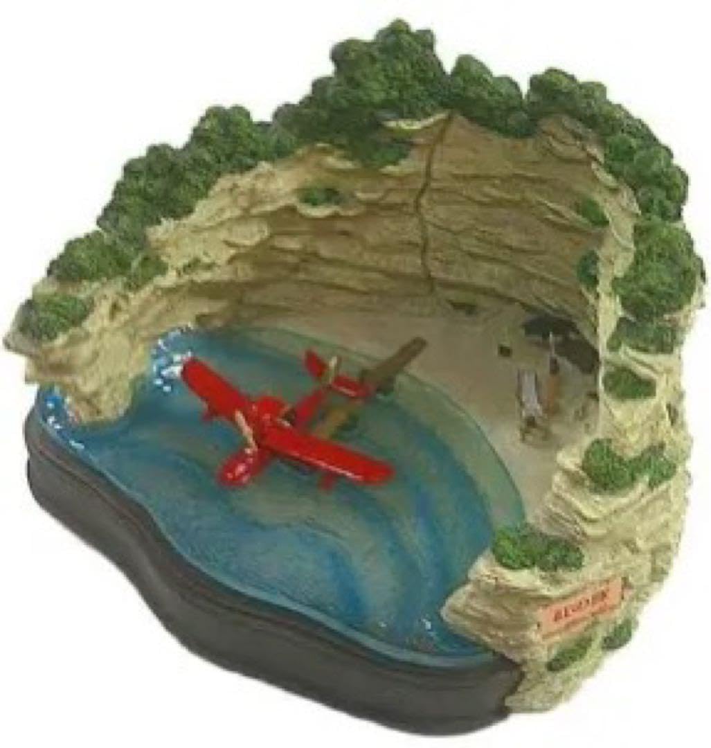 紅の豚　ジオラマ　ポルコのアジト 再入荷】紅の豚 ライトアップジオラマ ポルコのアジト（4718