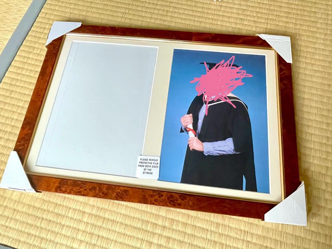 新品 - 卒業証明書とフォトフレーム（ロンドン大学から購入） Amazon.co.jp: - 卒業証明書とフォトフレーム（ロンドン大学から