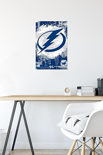 Miniatura 6 de Trends International NHL Tampa Bay Lightning - Póster de pared con logotipo Maximalist 23, 14.72 x 22.37 pulgadas, paquete de póster y alfiler de