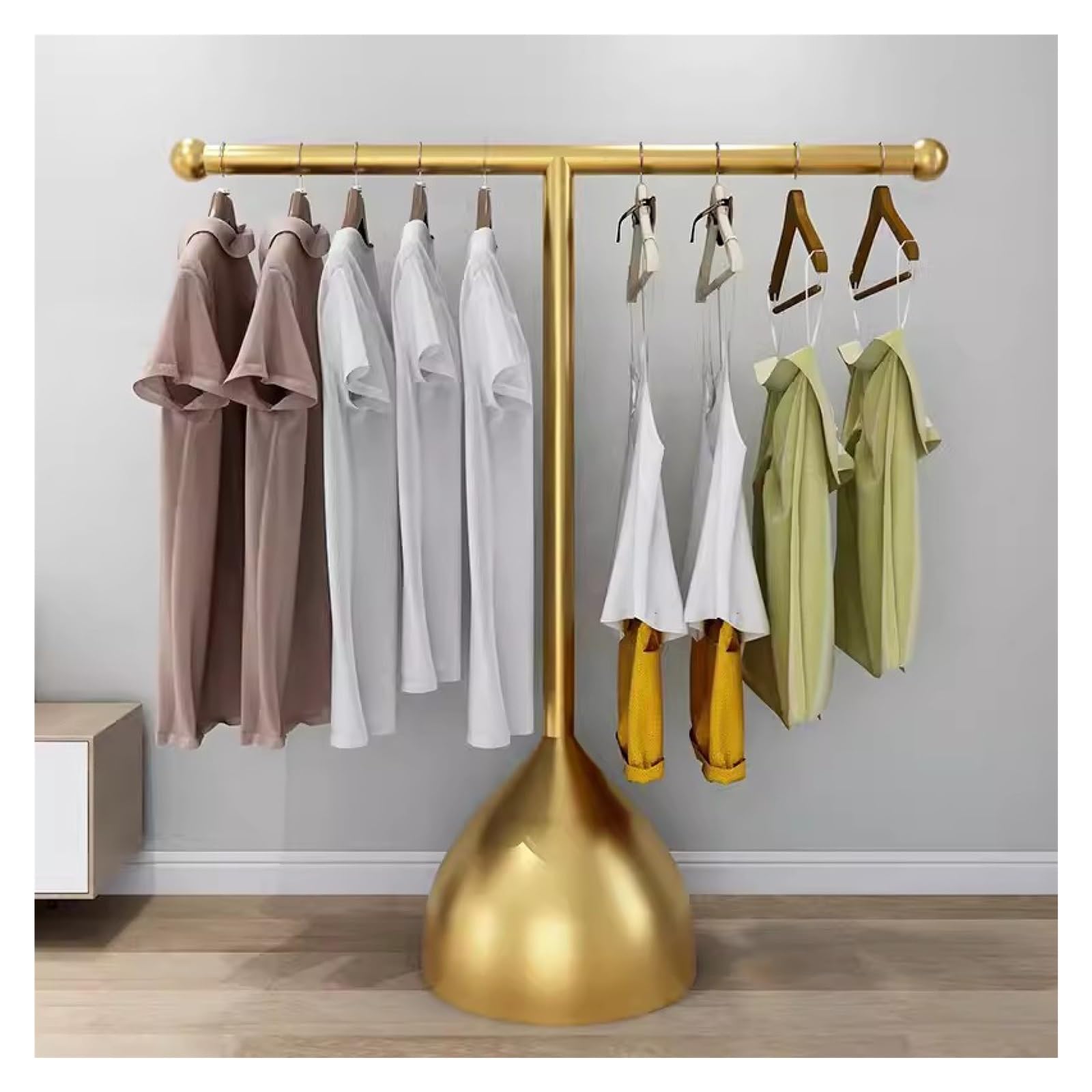 YNBSHGAA Gold T-Shaped Metal Clothing Rack, Freestanding Garment Display for Stores & Bedrooms, 100x100x100 cm, Stylish & Durable, Perfect for nizing Clothes & Accessories,Gold-120x150cm