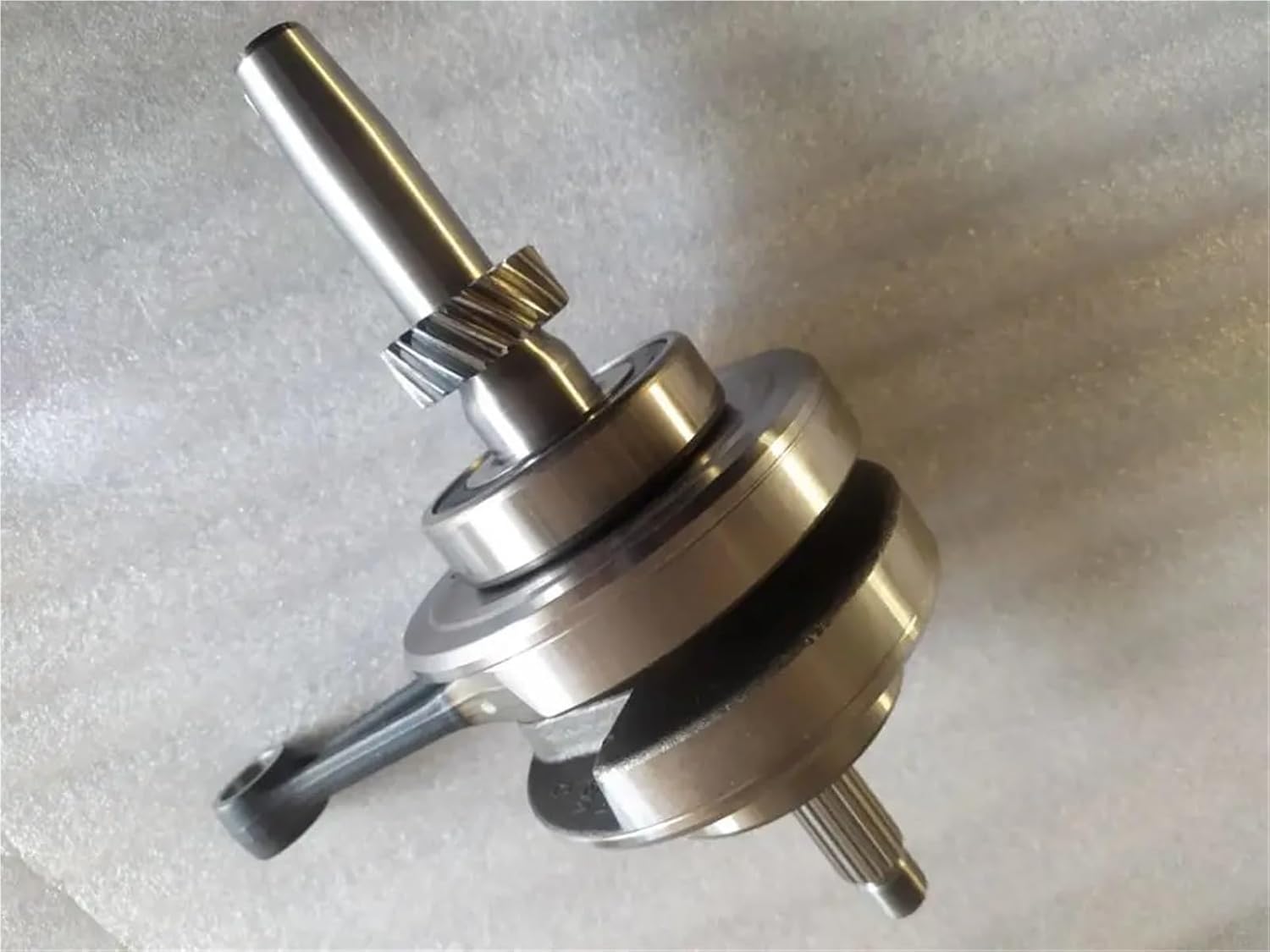 Motorcycle Engine Crankshaft Assy Compatible With Zongshen Water-Cooled CG300