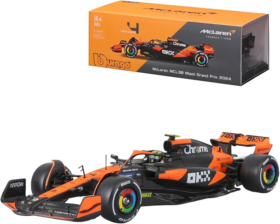 Amazon.com: Bburago 1:24 2024 Race McLaren MCL38 with Helmet