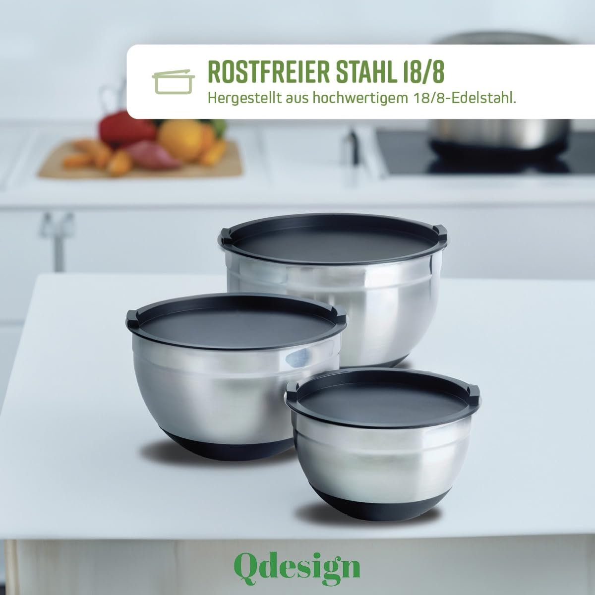 Qdesign - Set aus 3 Rührschüsseln aus Edelstahl mit Kunststoffdeckeln - 16 & 20 & 24 cm - Rührstäbchen Rutschfester Silikonboden - Stapelbar - Silberfarben