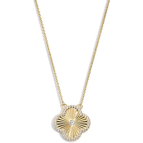 Electric Picks Clover Necklace – Women’s Versatile 14kt Gold Plated Necklace, Lucky Icon Design, Everyday Jewelry, Suitable for Layering, Classic Look for Daily or Casual Wear Use Accessories