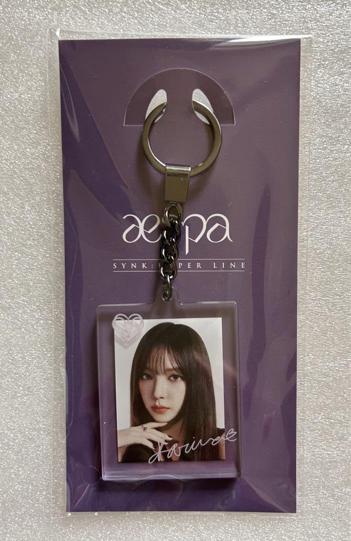 Amazon.co.jp: aespa カリナ サイン入り アクリルキーホルダー KARINA