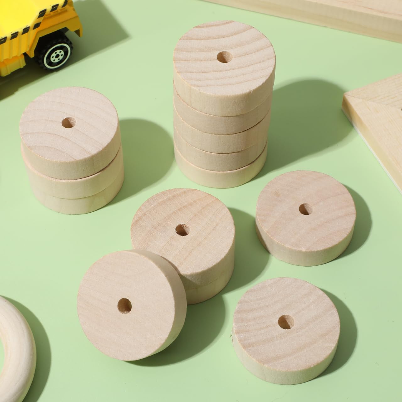 Garneck Wooden Toy Wheels 20Pcs 1.38 Inch Diameter 5Mm Hole DIY Model Craft Accessories for Kids Car Building