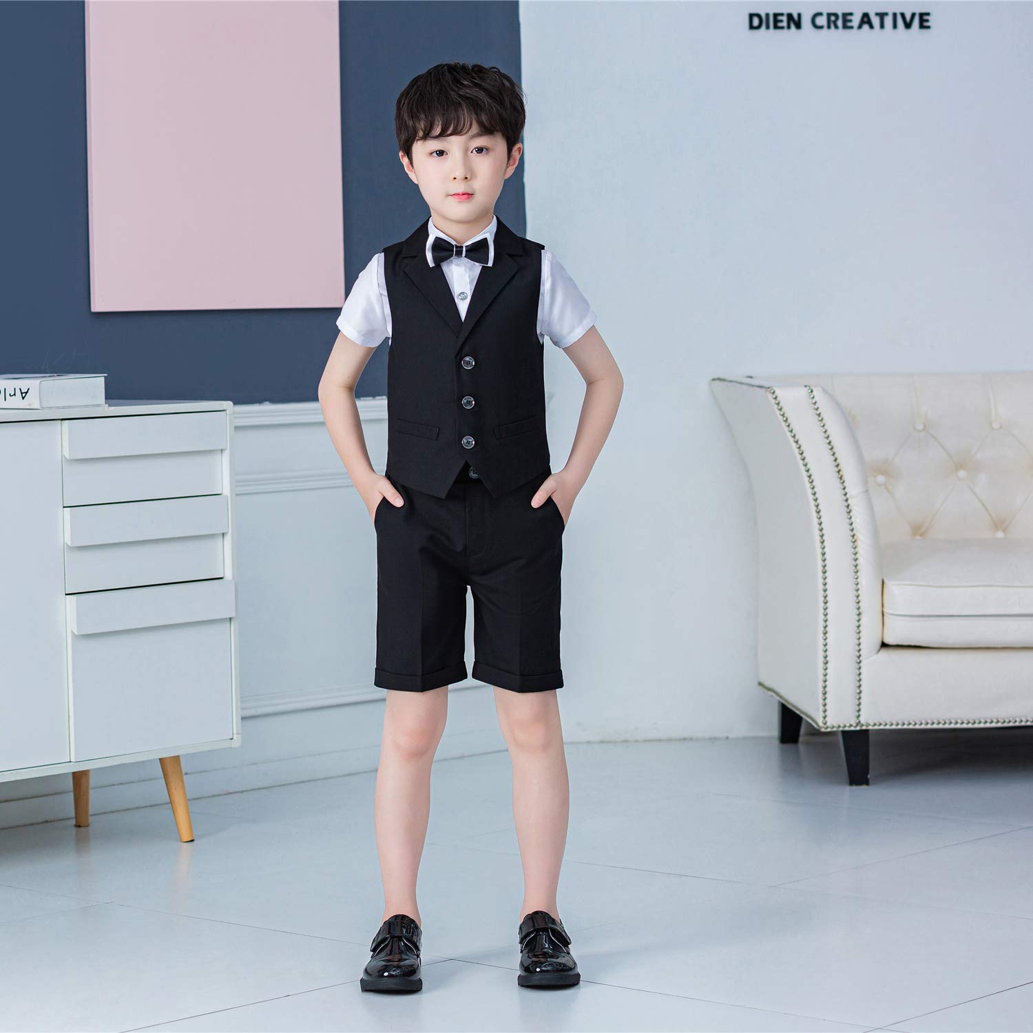 LOLANTA 4 Pezzi Bambini Ragazzi Abbigliamento Set Camicia + Papillon + Gilet + Pantaloni, Ragazzo Gentleman Nozze Smoking Cerimonia