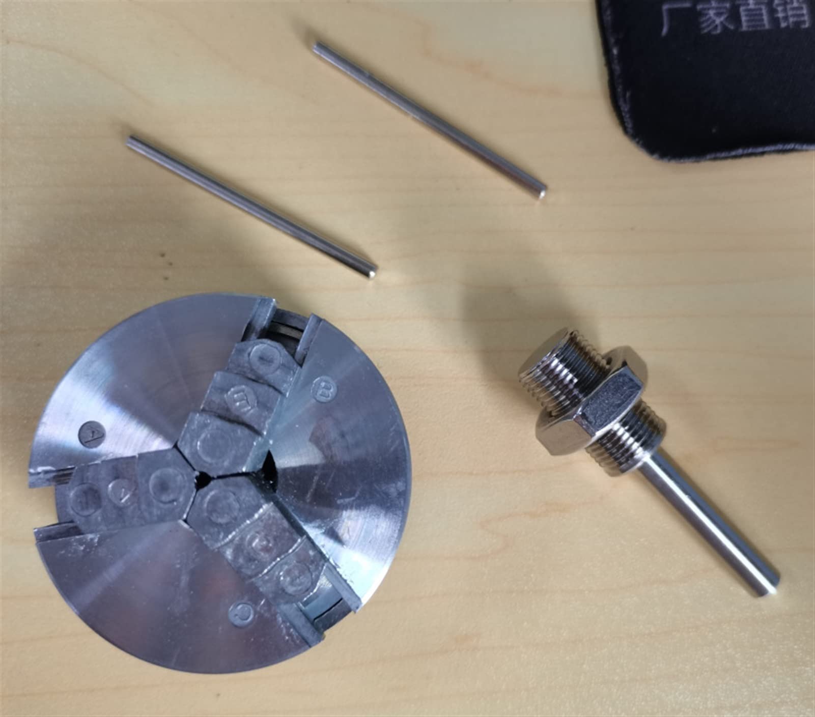 Mandrin de tour anti-vibration adaptateur M12 et tige 4mm pour éliminer le jeu mécanique