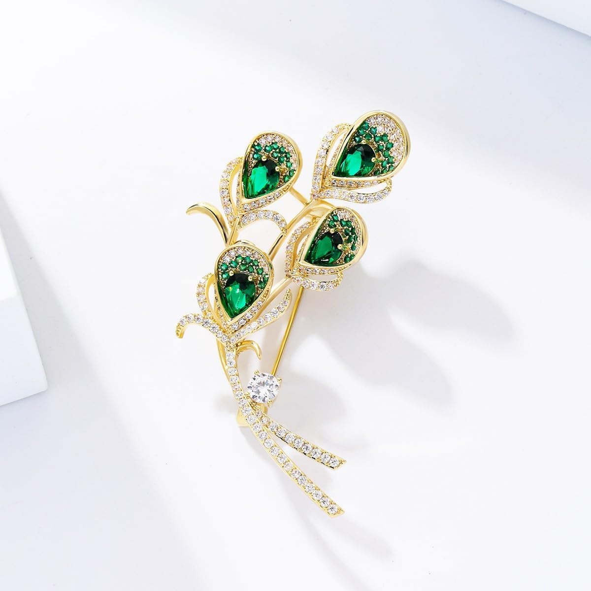 Floral Pearl Brooch Austrian Crystal Rhinestone Pins Gold Plated Leaf Lapel Pin Four Leaf Clover Brooch Birthday Graduation Jewelry Gift for Women Men
