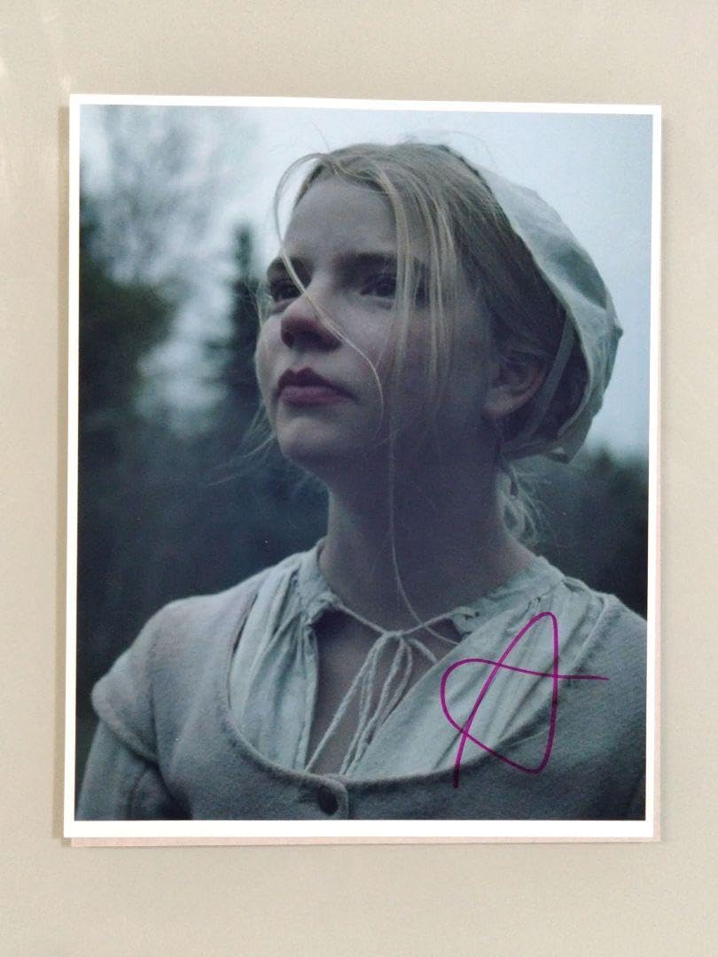 アニャ・テイラー=ジョイ直筆サイン入り超大型写真…