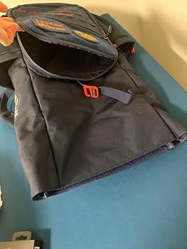 Amazon.co.jp: red bull racing marshallイヤホン バック カード