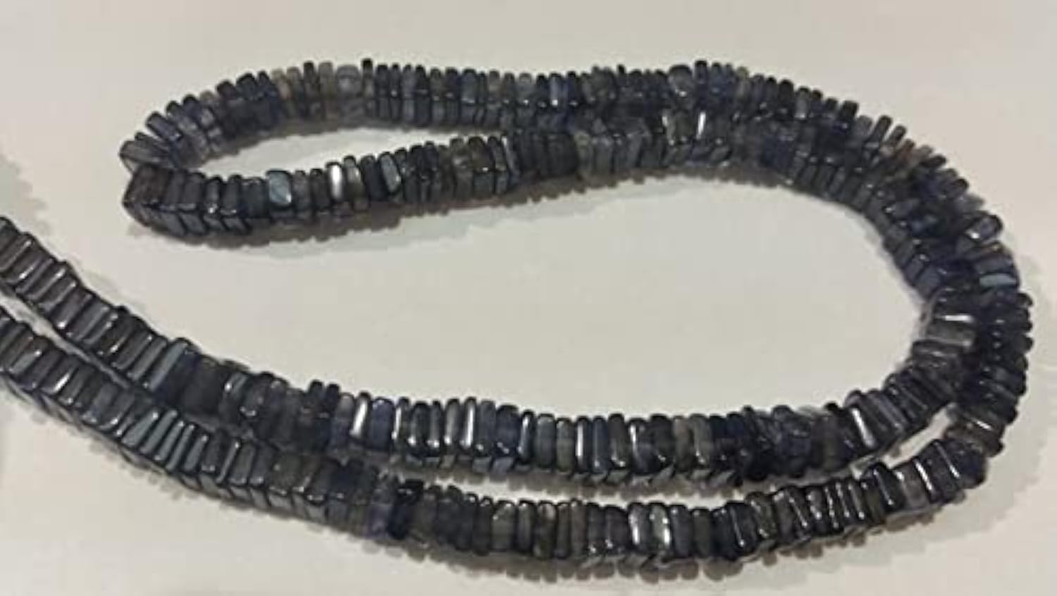 Iolite naturelle 5mm LKBEADS pour création de bijoux uniques
