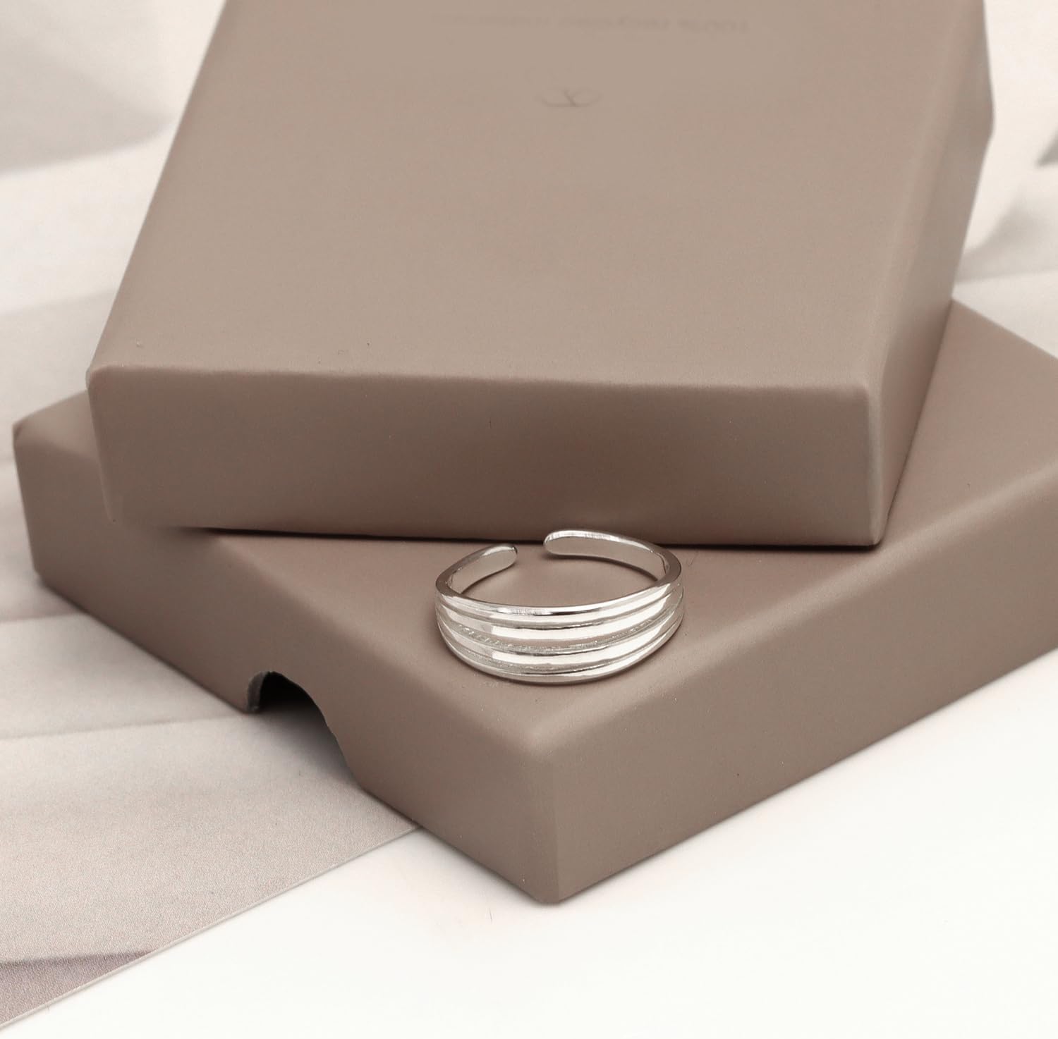 LeCalla 925 Sterling Silver Toe Rings for Women | Minimalist Classic Toe-Rings for Gifting Simple Open Adjustable Toe Band Ring for Women | Smoother and Comfortable to Wear