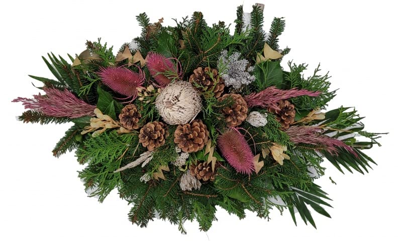Gesteck mit Tanne Allerheiligen Grabspange Winter Friedhof