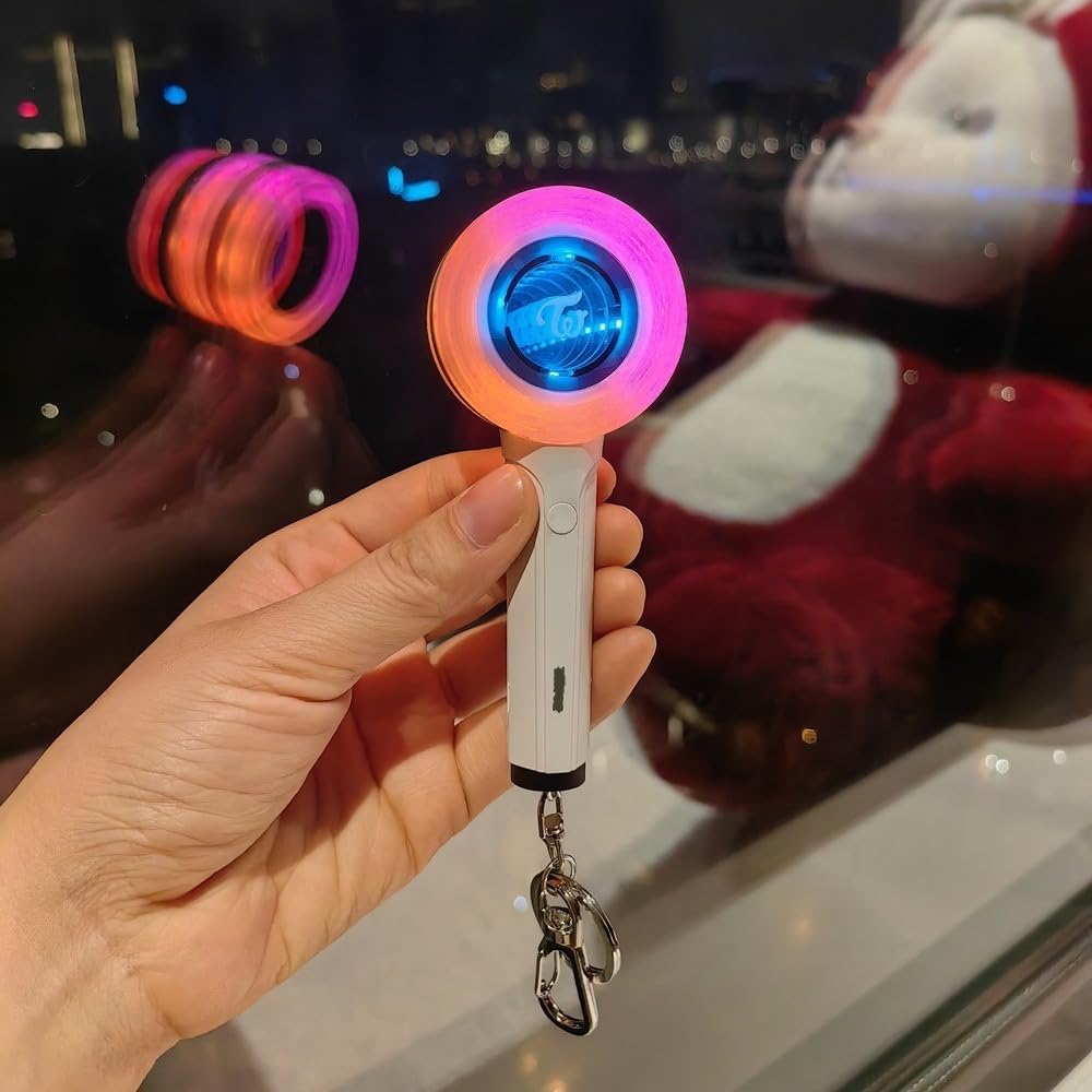 Amazon.co.jp: トワイス ペンライト 発光 キーホルダ ミニ ペン