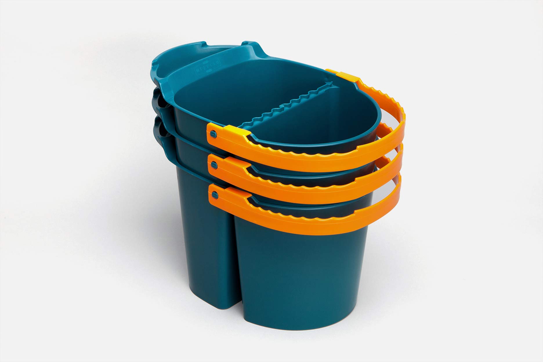 Amazon.co.jp: 筆洗器 2L [ 筆洗い バケツ 洗浄 専門家用 プロ用