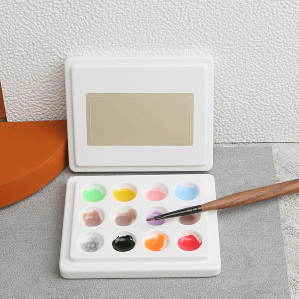 White Ceramic Manicure Display Plate for Nail Art Mixing and Photography
