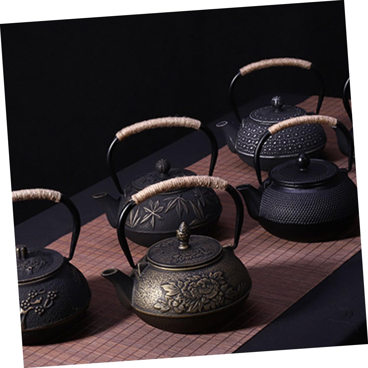 PRETYZOOM Tetera De Hierro Fundido Decorativa Diseño De Peonía Hervidor De Té Para Hogar Accesorio Para Reuniones y Celebraciones Capacidad