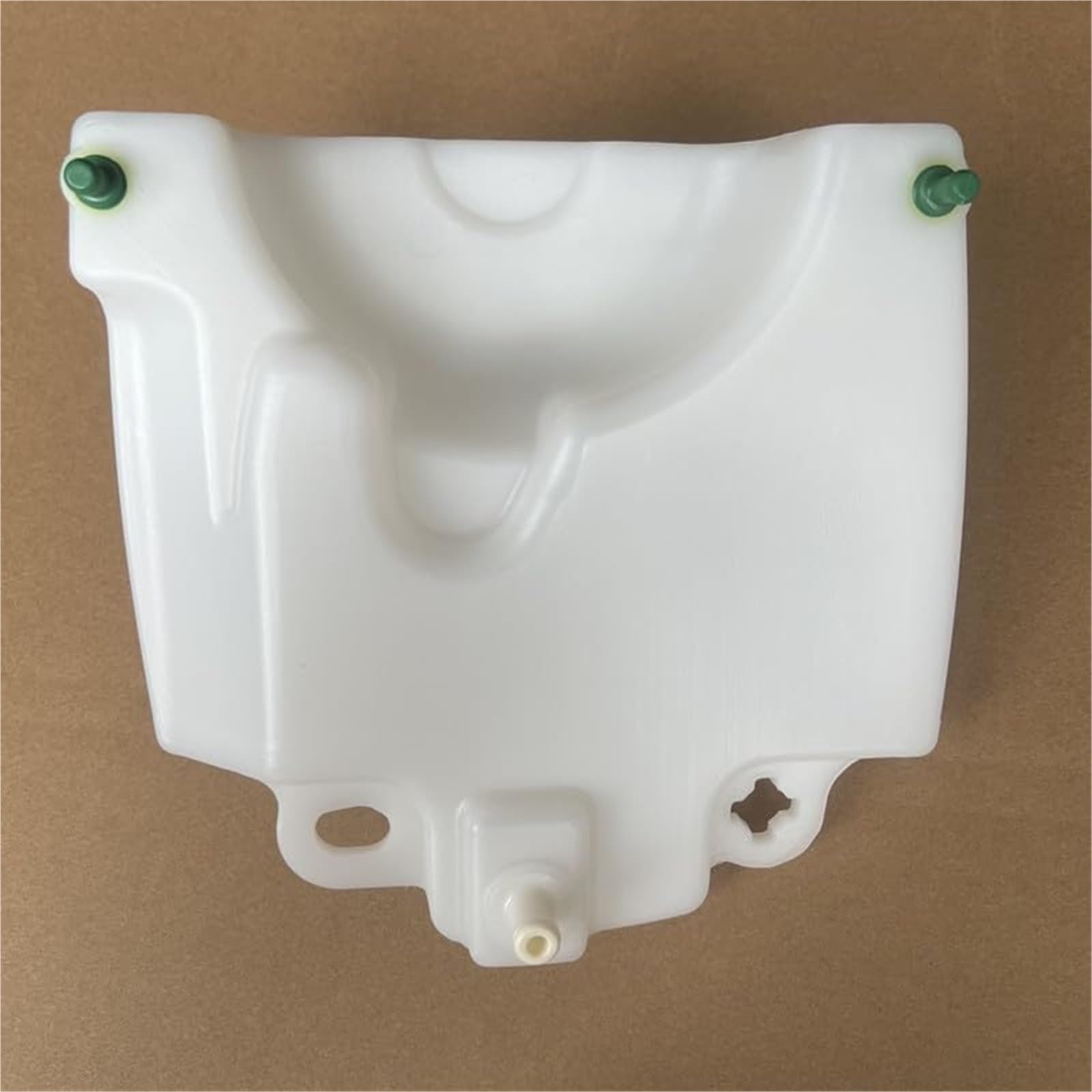 Conjunto de tapa y tanque de combustible, for 4 motores