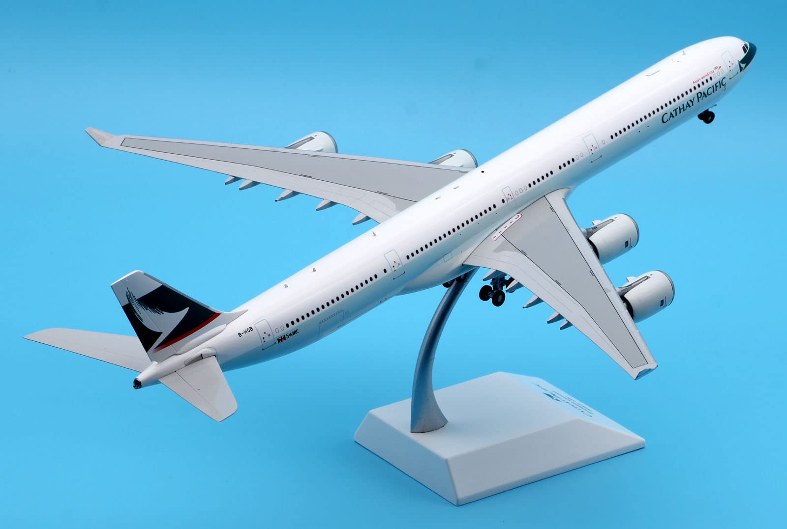 【美品】JC WINGS キャセイパシフィック A340-600 1/200 JC Wings】A340-600 キャセイパシフィック航空 1/200 - メルカリ