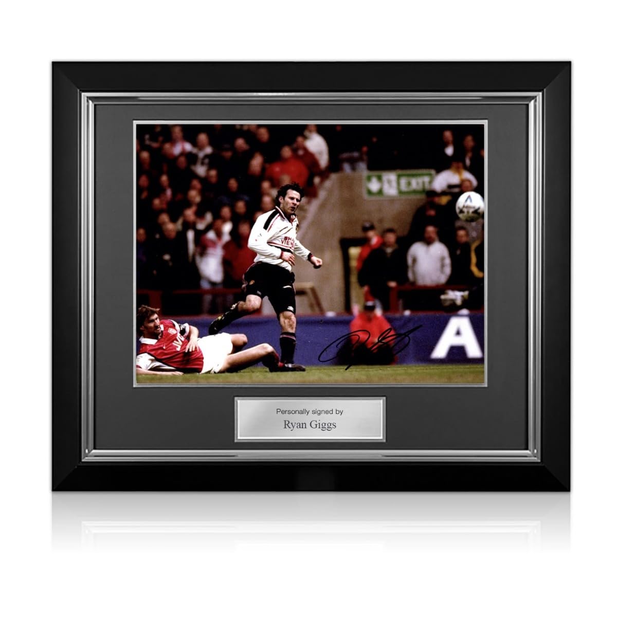 Exclusive Memorabilia Ryan Giggs Signed Manchester United Soccer Photo: Semi-Final Goal. Deluxe Frame