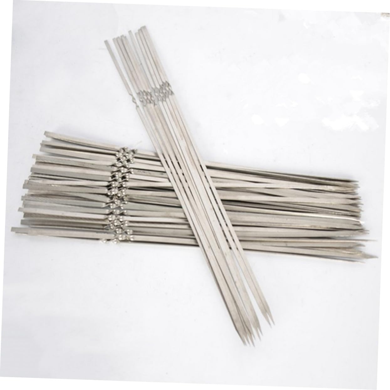 Brochetas de Barbacoa de Acero Inoxidable 45cm 50 Piezas Anchas | Plata, Diseño y Grosor Extra, Pack Reutilizable para Camping y Reuniones en Casa