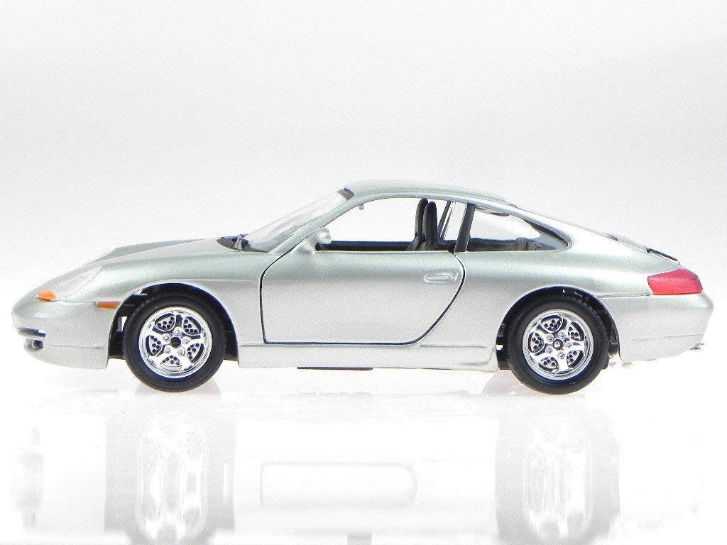 Amazon.com: Bburago 1:24 Bijoux Porsche 911 Carrera (Colours May