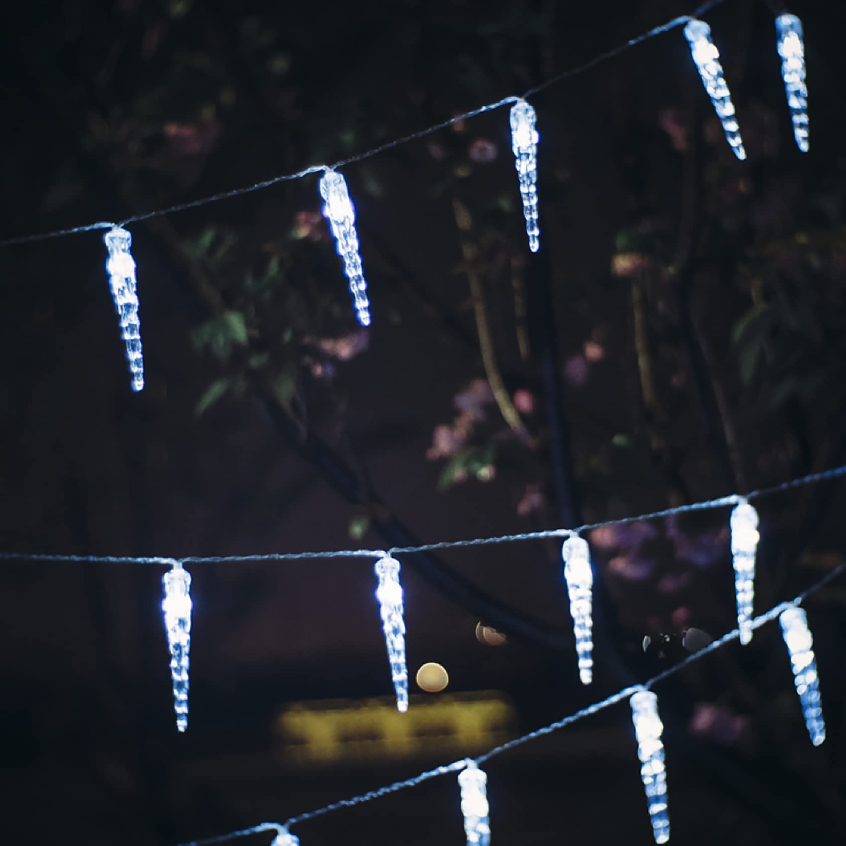 Solar Eiszapfen Lichter 23FT 50 LED Wasserdichte Lichterkette Netzlicht Solar/USB-Betrieben 8 Modi Christbaum Lichterkette für Garten Balkon Room Tor Hof Party (Bianco)
