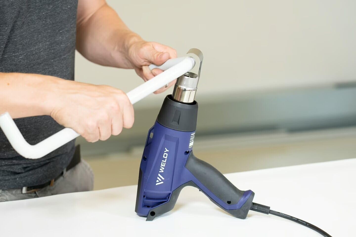 Alessia Cara 230V Heat Gun Universal Kit HG 330-B Hot Air Gun DIY Enthusiasts 1600W, SUWD-330B-UVK