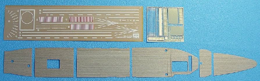 Amazon | ハセガワ 1/700 日本海軍 航空母艦 赤城 三段甲板 用