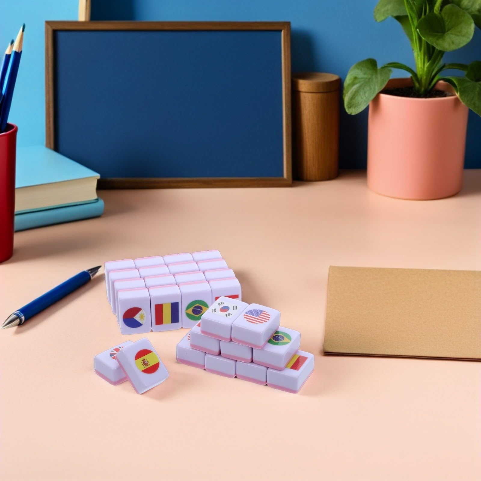 Toyvian 64 Pièces Jeu de Société Éducatif de Tuiles de Mémoire à Associer Motifs de Drapeaux, Matériau, pour Deux Joueurs, pour Réunions Familiales