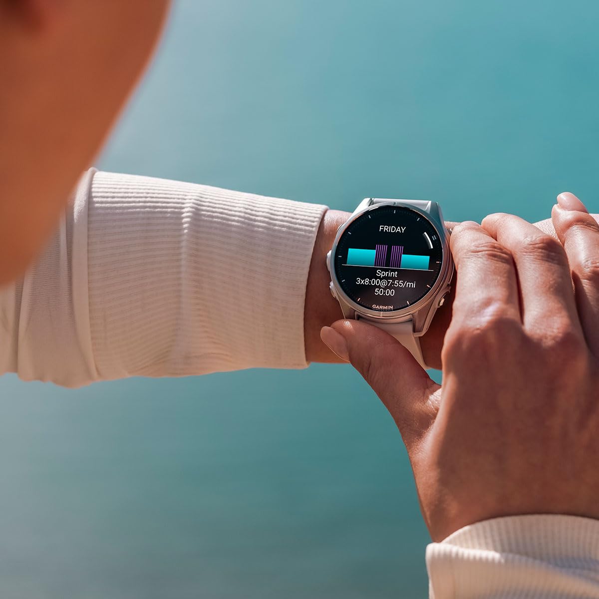 Amazon.com: Garmin Fenix 8 AMOLED Sapphire (43mm, Soft Gold/Dark 