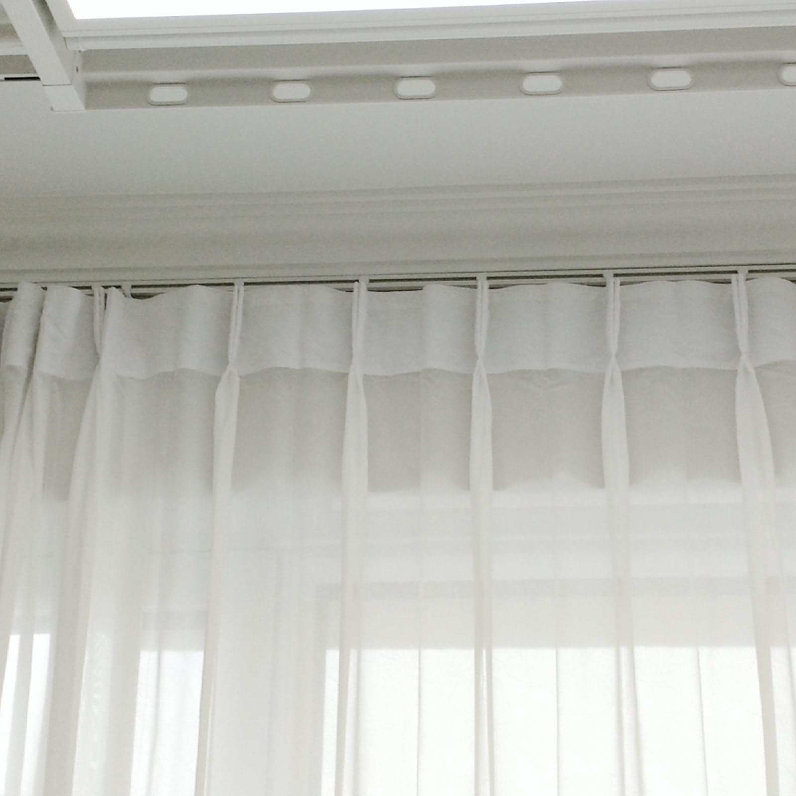 Tringle à rideau adhésive – Tringle de plafond sans perçage pour séparateur de pièce, rideaux de porte autocollants, facile à installer, 280 cm – Parfait pour la maison et le bureau